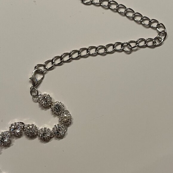 Sparkling Rhinestone Chain Belt – Adjustable Silver Statement Accessory ✨ - Picture 5 of 16